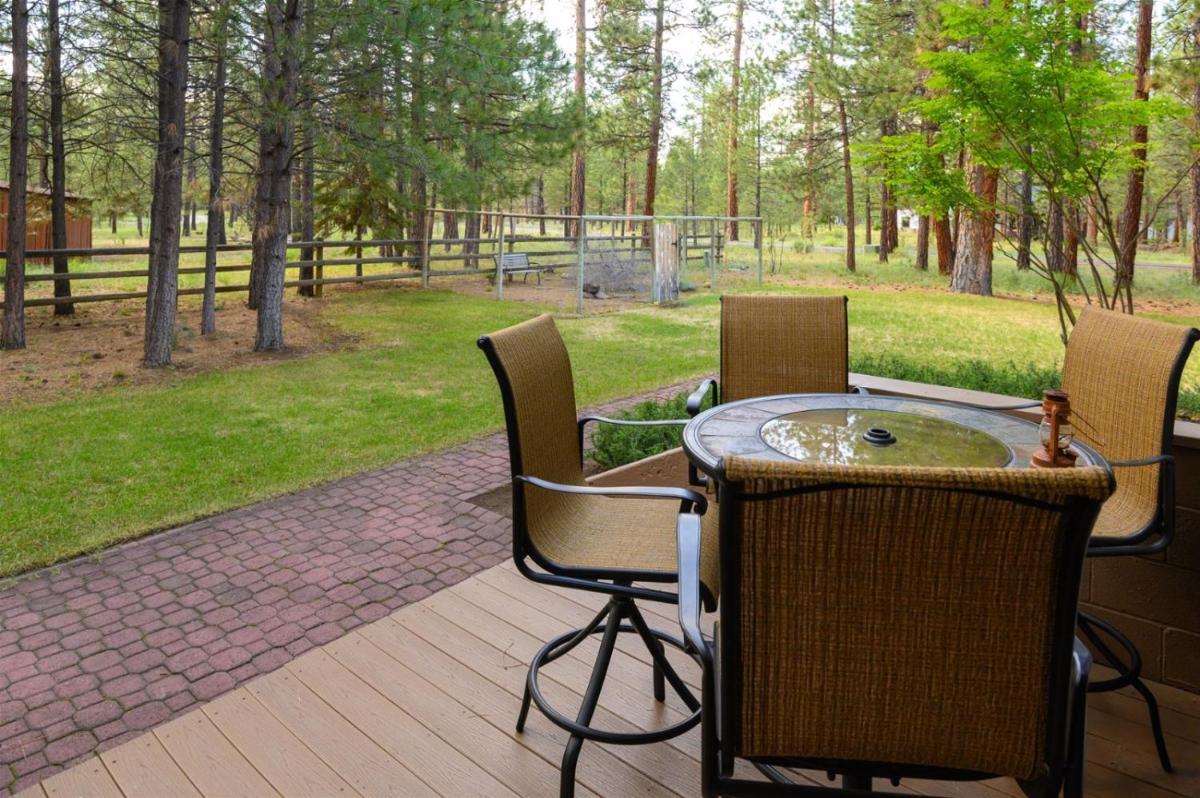 The Pinecone Lodge - Housity