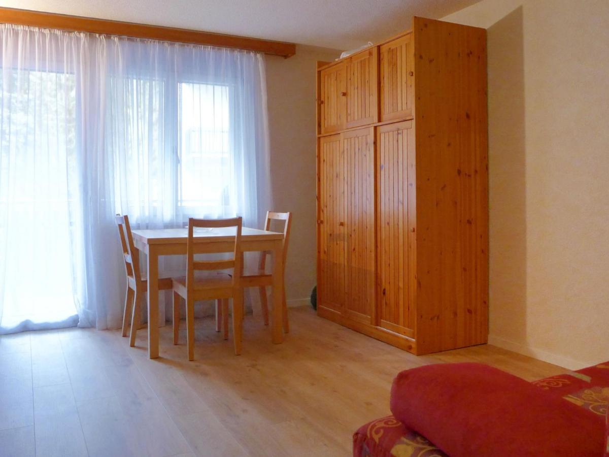 Studio Sungold-4 - Housity