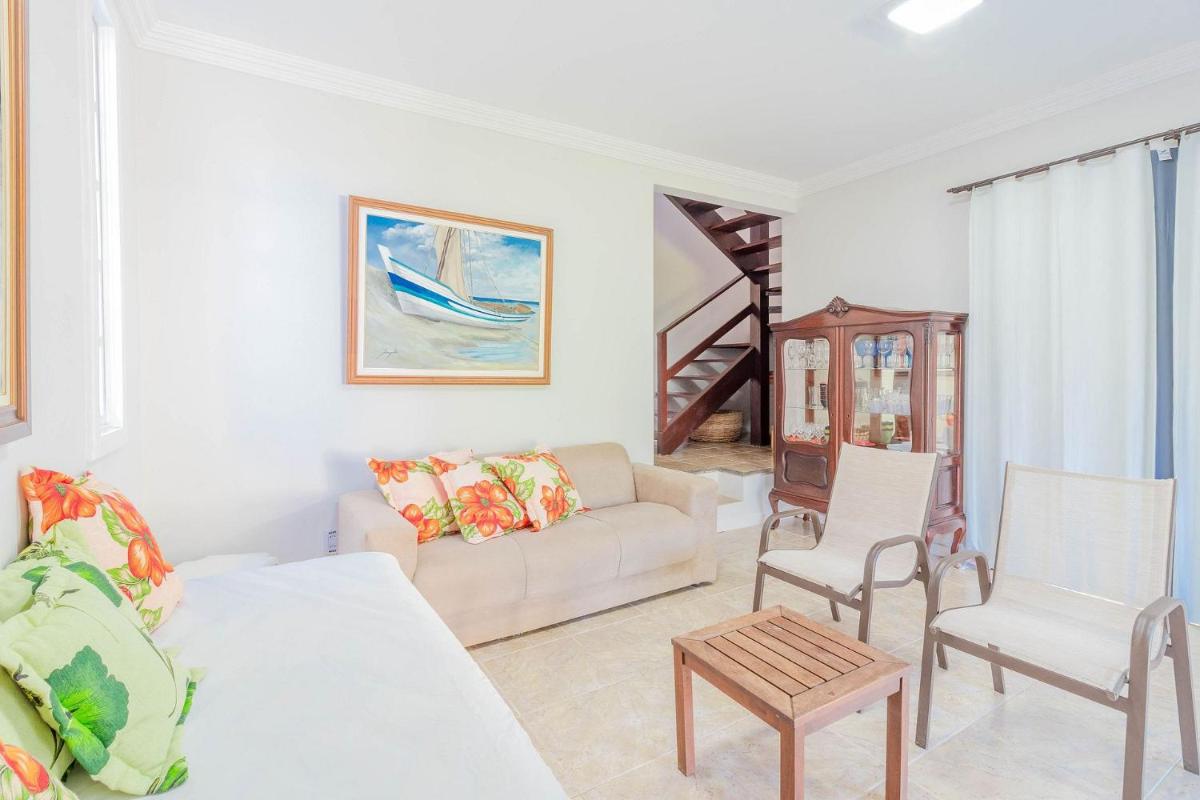 GB94 Maravilhosa Casa c/ Churrasqueira em Guarajuba - Housity