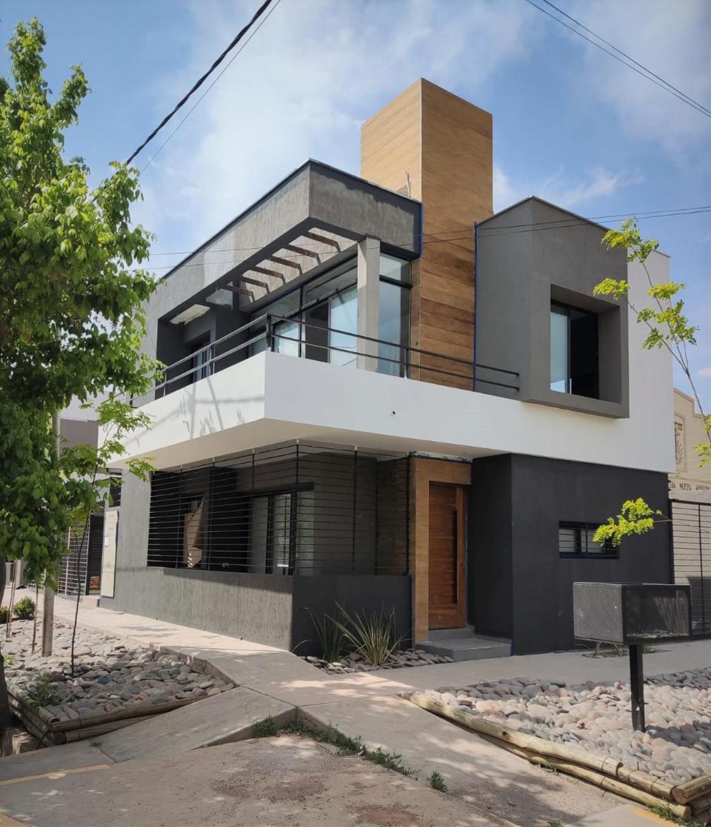 Villanueva Aparts LUX 4 - Housity