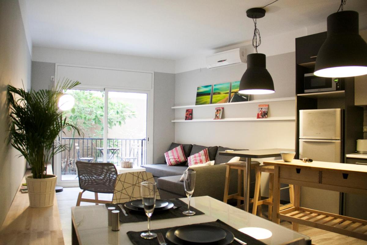 Idyllic Apartment with Terrace - Housity