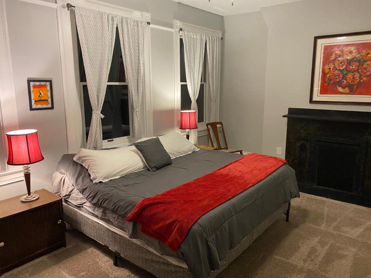 Northside Victorian Bed & Bagels - Housity