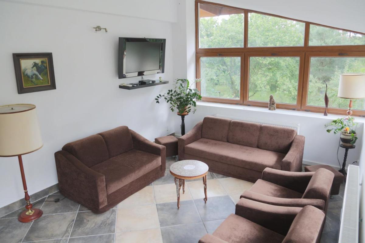 Suitetrails - WIlla Maksymilian Bed and Breakfast