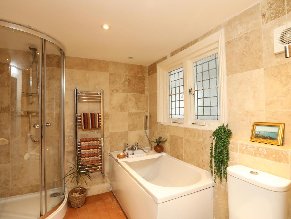 Towyn Lodge - Housity