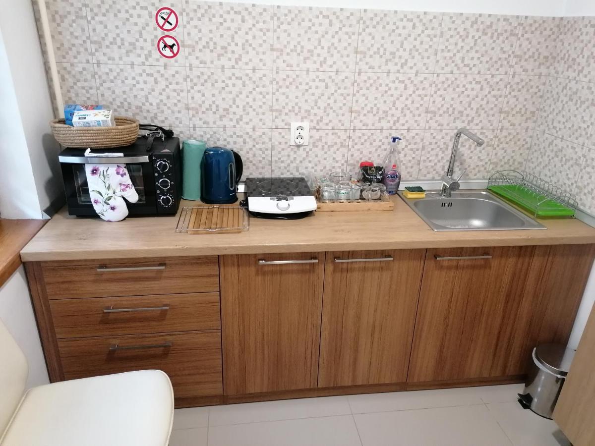 Aparthotel Iezer - Housity