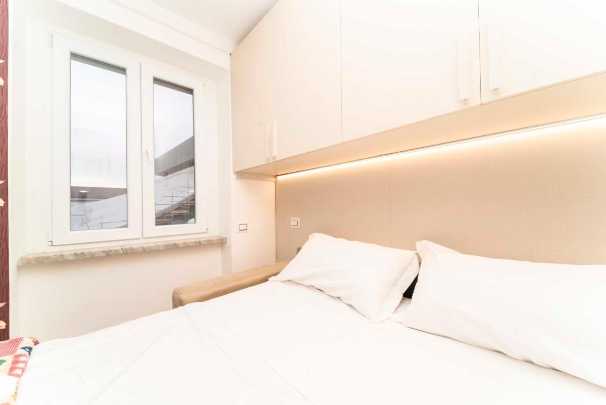 Castello Central & Panoramic Studio - Housity
