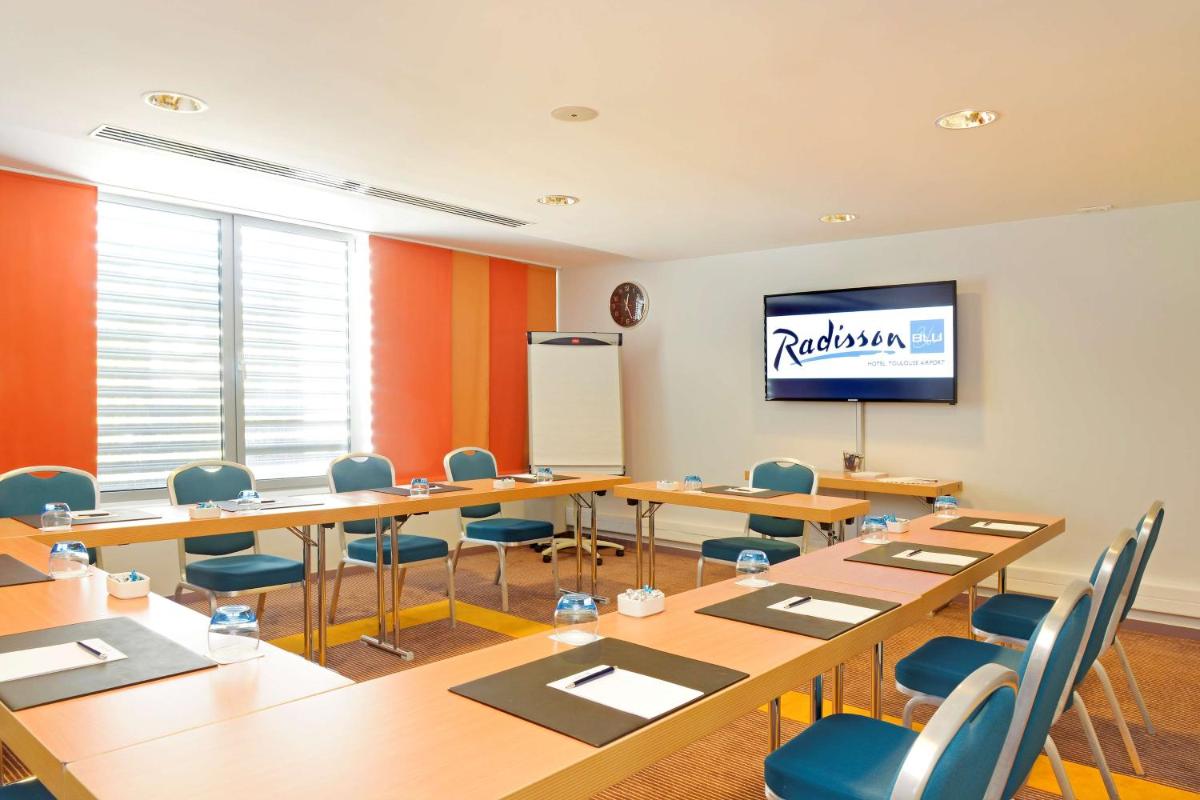 Espace de conférence ou salle de réunion dans l'établissement Radisson Blu Hotel Toulouse Airport