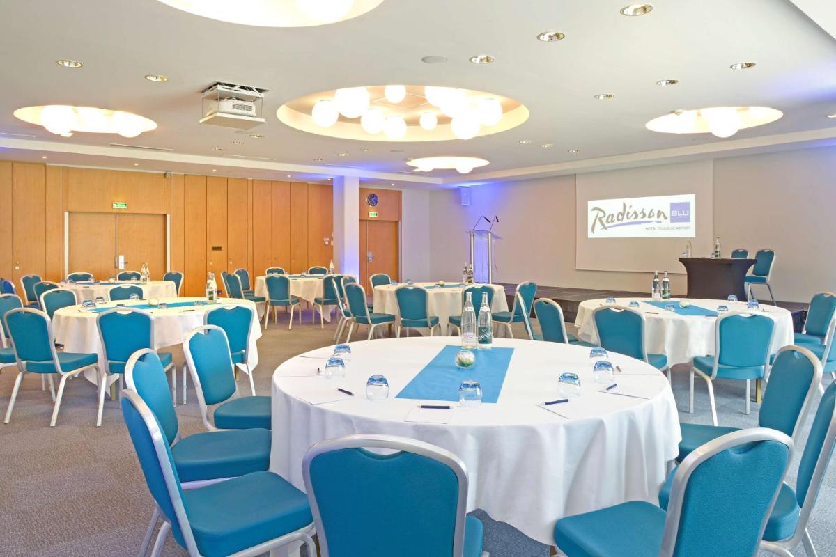 Espace de conférence ou salle de réunion dans l'établissement Radisson Blu Hotel Toulouse Airport