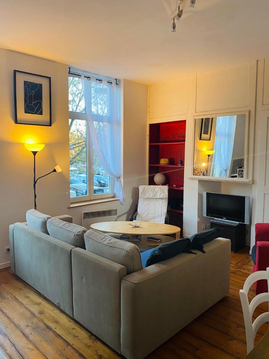 Appartement T2 sur la place du marché de Wazemmes - Housity