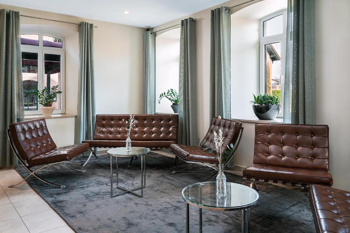 ClassicX Landhaus & Hotel - Bed & Breakfast - Housity