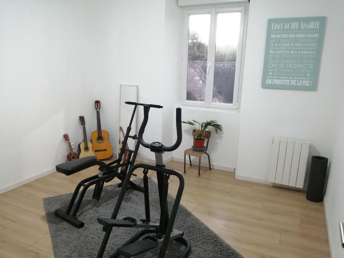 Prête-moi ta plume - T5 moderne dans une ancienne école en bord de mer - Housity