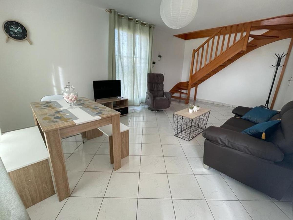 Charmant appartement duplex à 5min de Disney. - Housity