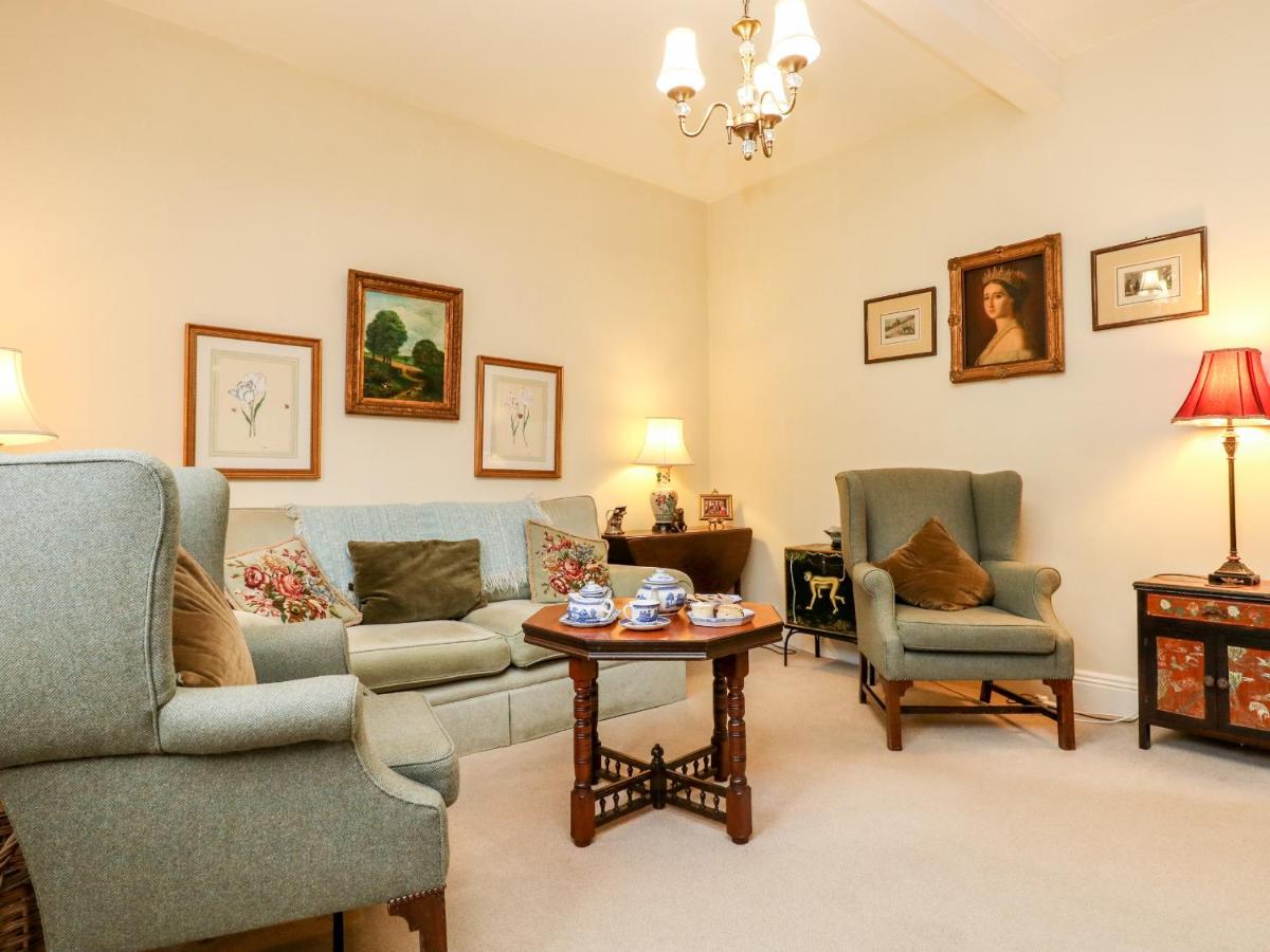 Old Gaol Cottage - Housity