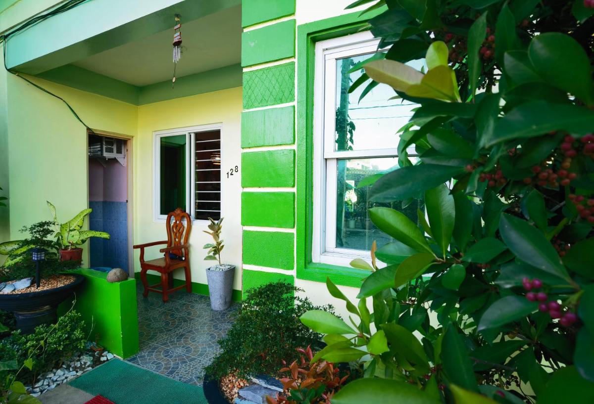 RedDoorz at D128 Lodge Cagayan Valley - Housity
