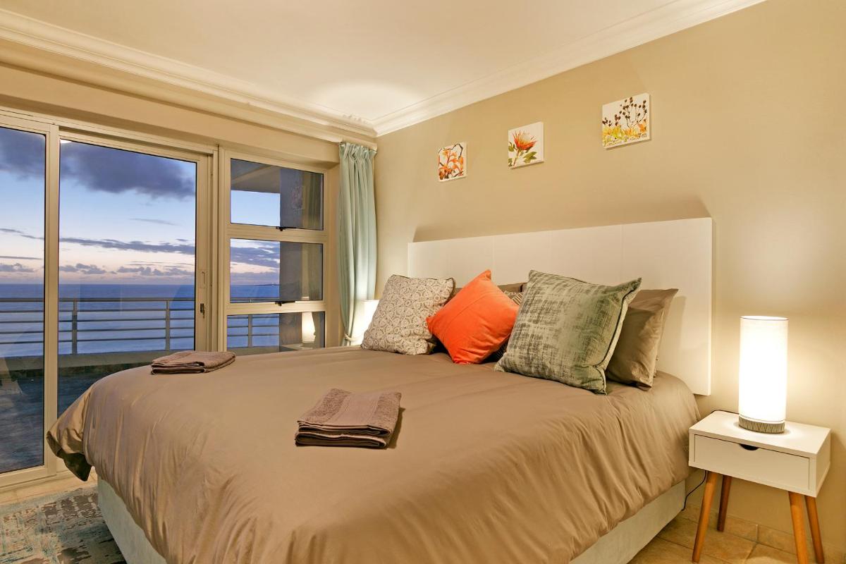 Suitetrails - Beach penthouse-style living,self checkin,king beds