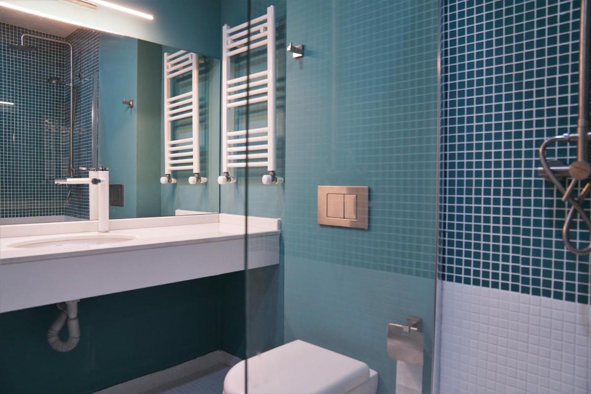 Atrium Apartment 245 - Hizvo