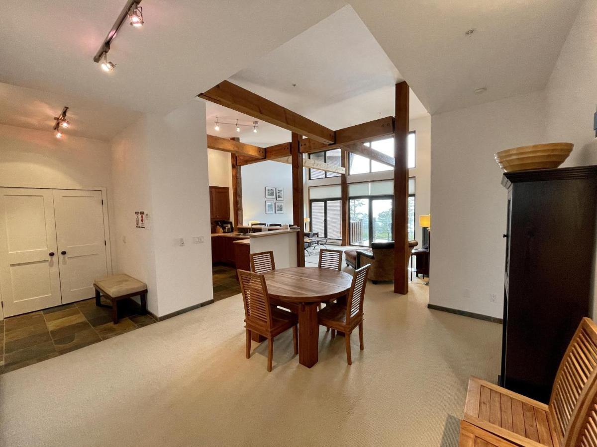 Luxurious Top Floor Villa With Sweeping Pacific Ocean - Bbv - Housity