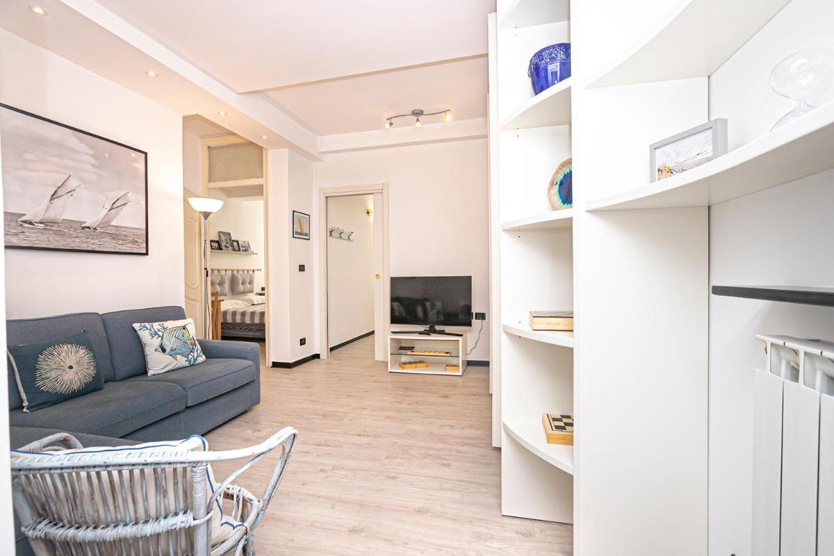 CoZy House Boccadasse by the sea in Genova - Housity