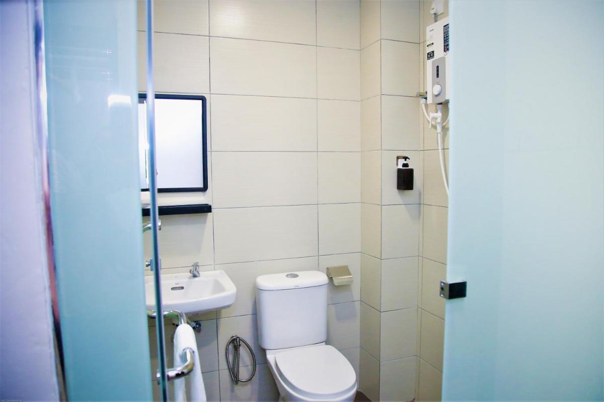 PADI PADI HOTEL - Housity
