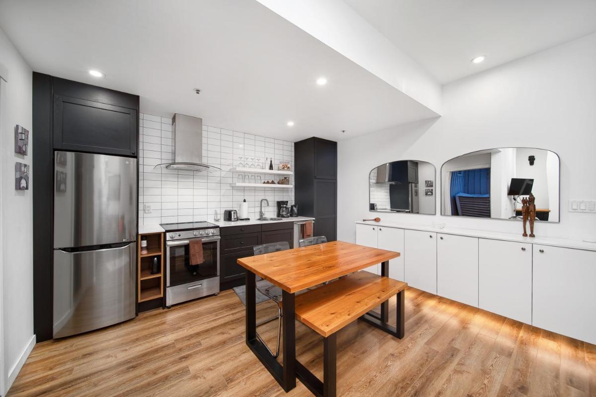 Luxury and Modern Studio at Blackcomb base - Housity