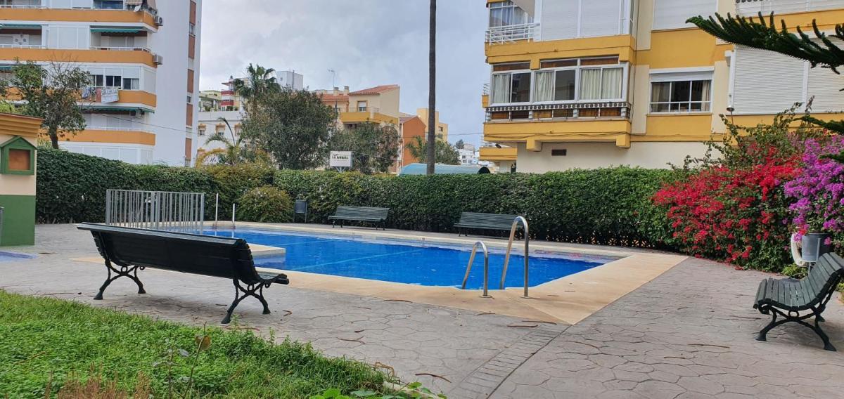 APARTAMENTO Torre Del Mar - Housity