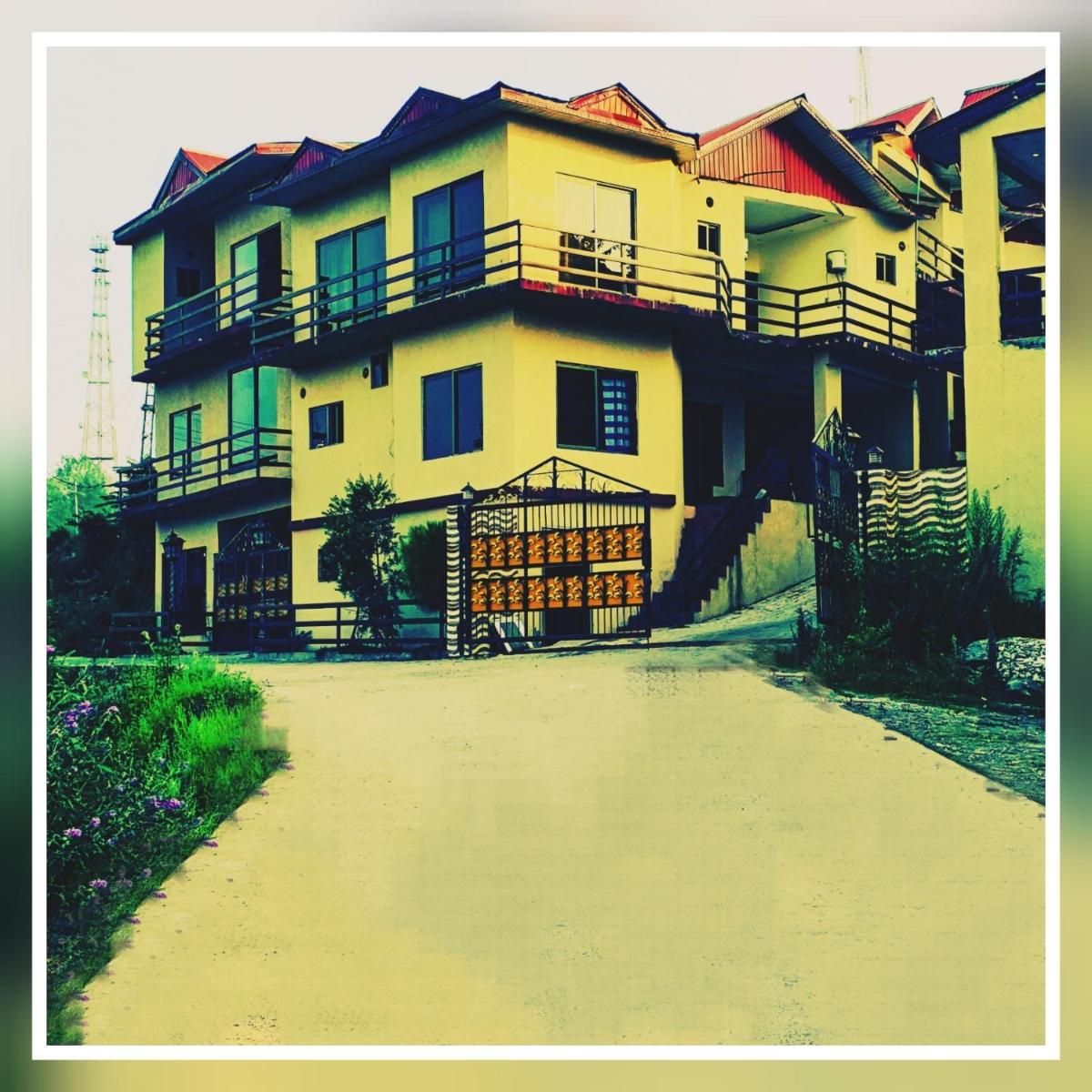 Full Serviced Cottage in Bhurban - Housity