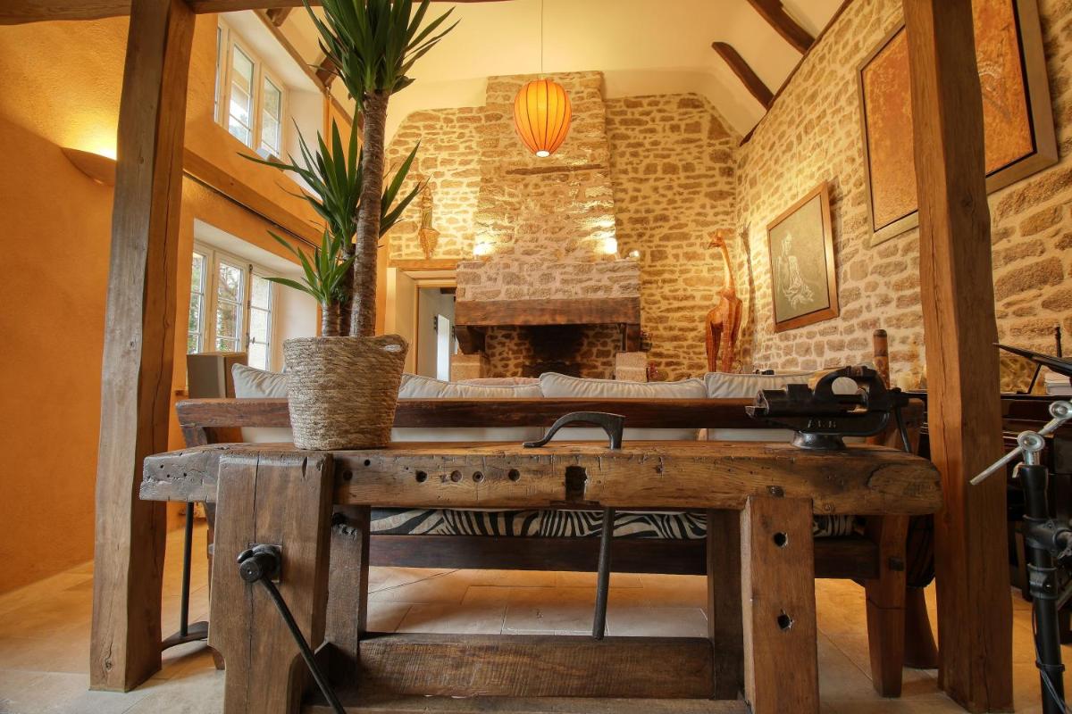 KERBELEG, ferme-manoir du XVè siècle, chambres grand confort - Housity