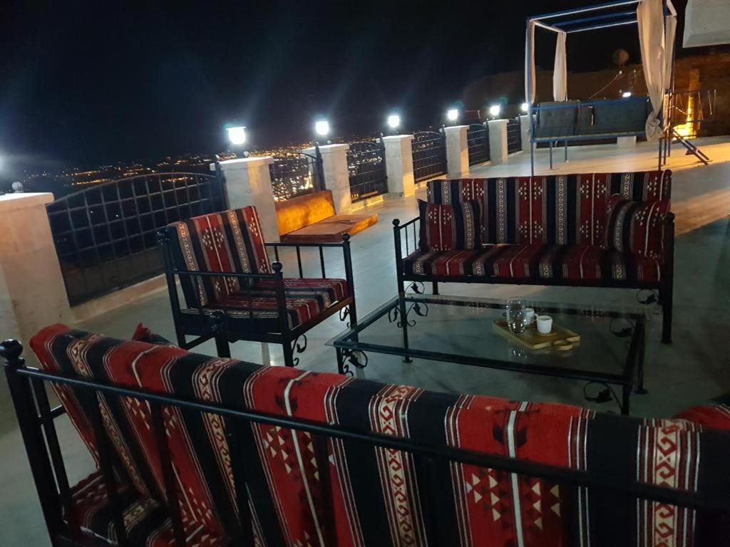 Mardin tarihi ulu Cami yanı, tarihi Konak - Housity