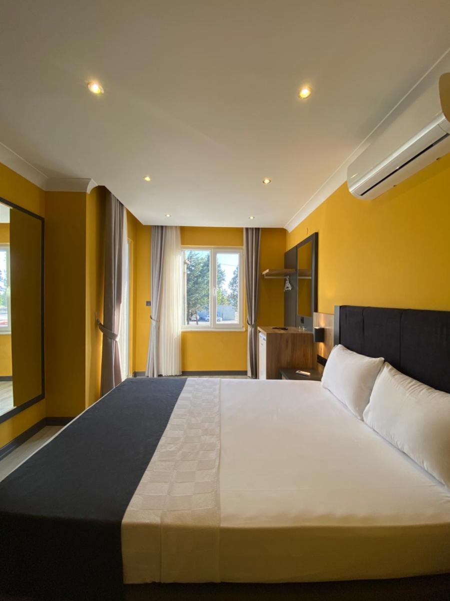 Roy Otel Akçay - Housity