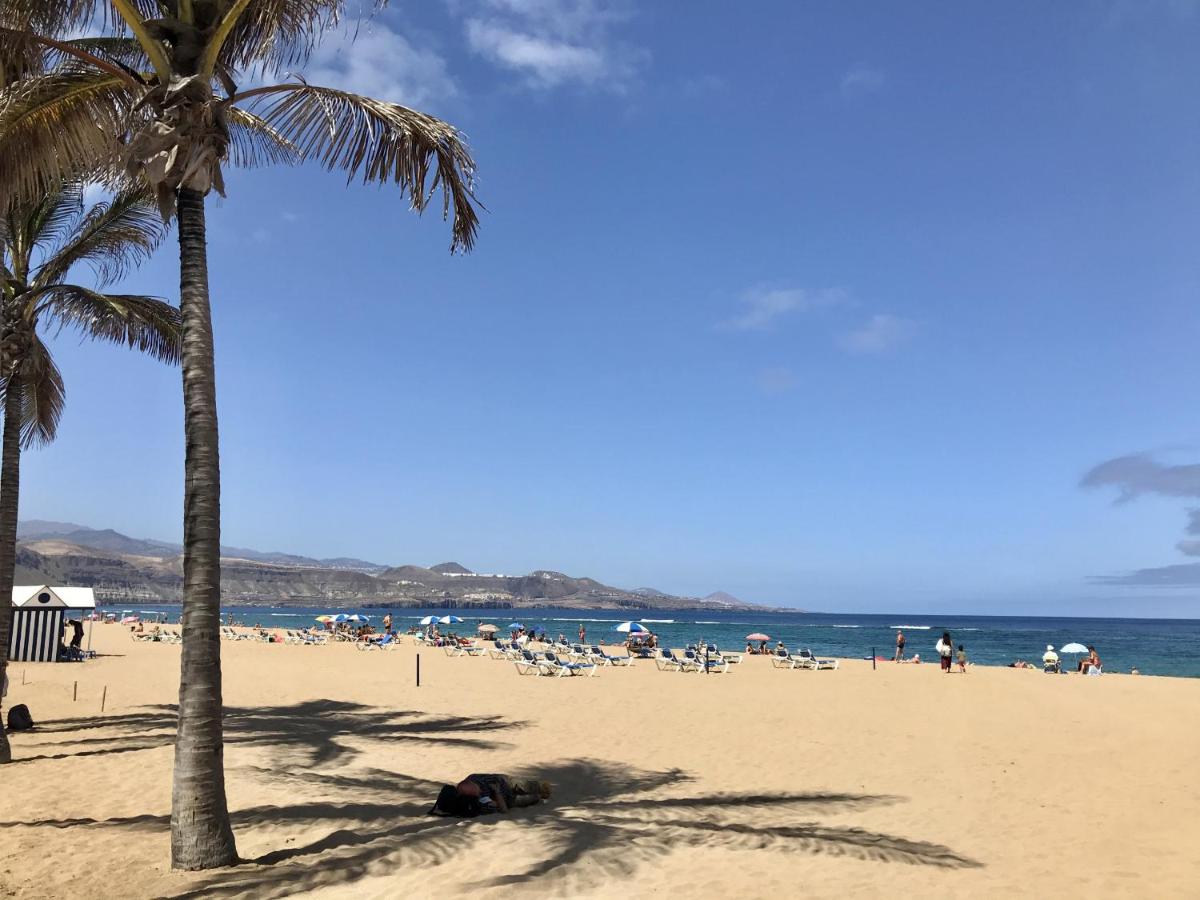 HomeForGuest Studio Westerling Beach by Las Canteras - Housity