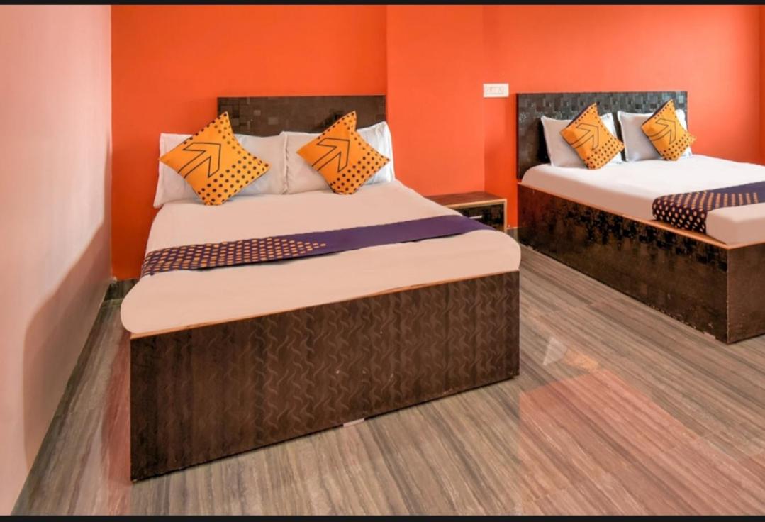 Hotel Nisarg Lodging And Restaurant - Housity