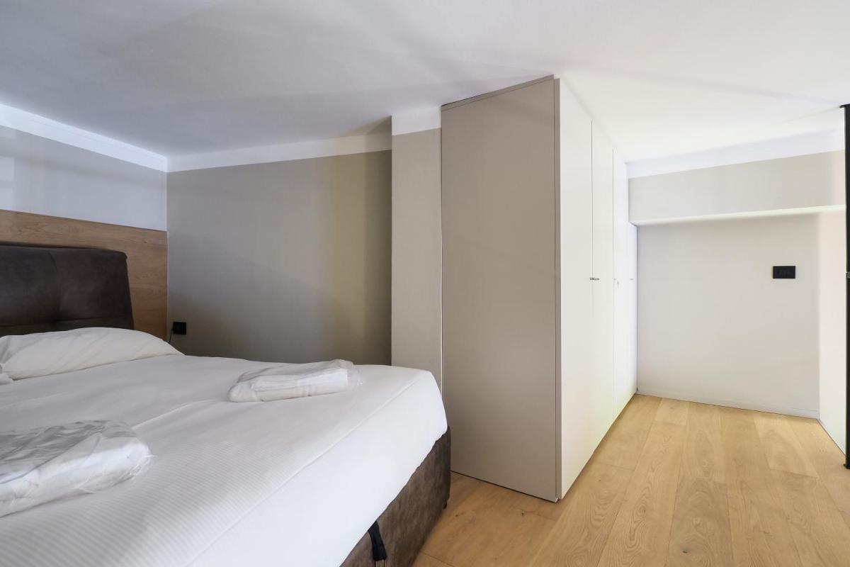 Suitetrails - Doma Lux apartment Central Station Milano
