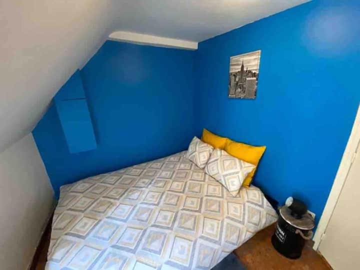 Pause Paisible à Blois « Comme à « BROOKLYN » - Housity