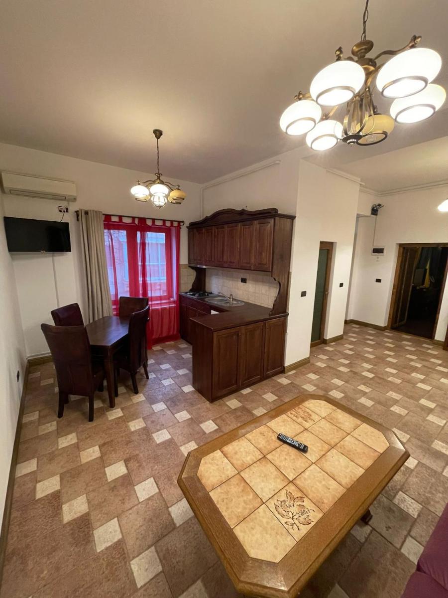 Ricky Apartment - Housity