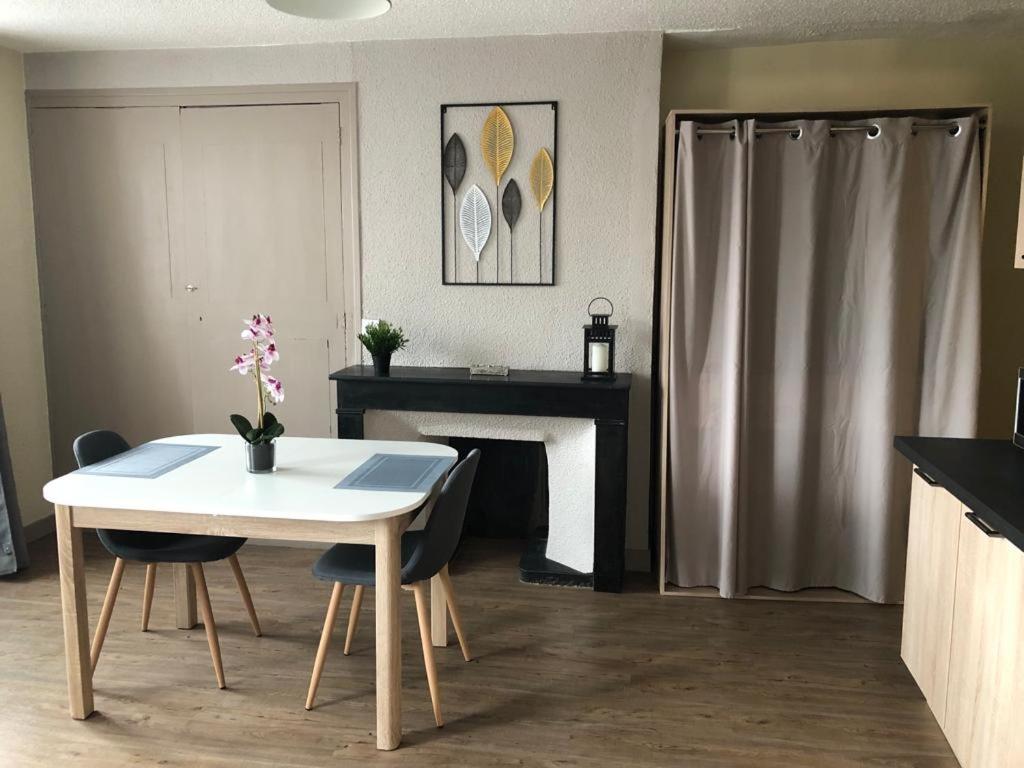 Charmant studio au cœur du village de voreppe - Hizvo