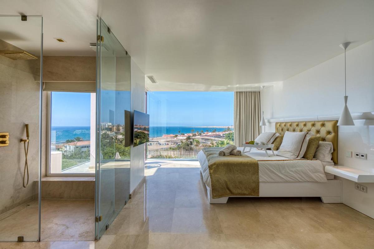 SUN HILL PALACE - Gran Canaria Stays - Housity