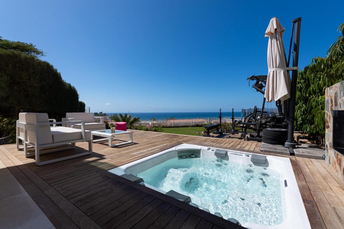 SUN HILL PALACE - Gran Canaria Stays - Housity
