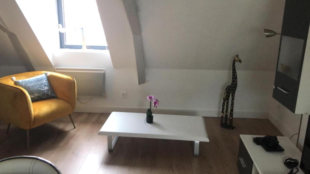 Logement avec deux appartements sur deux étages - Housity