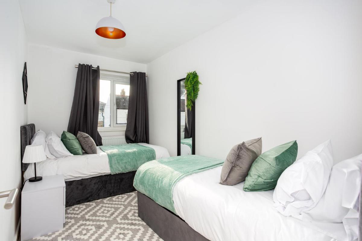 Hamlet Mews by Sorted Stay - Housity