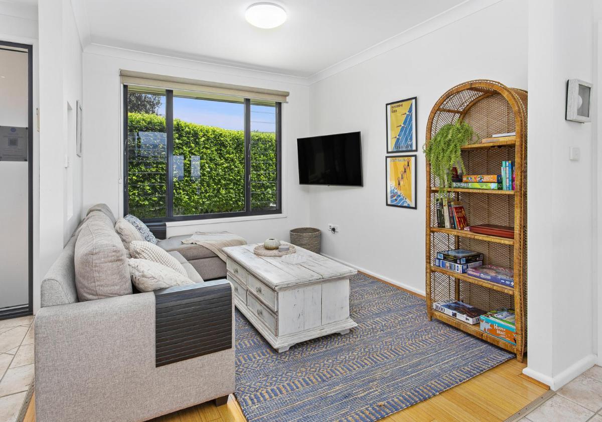 Beachfront Paradise - Jones Beach - Housity
