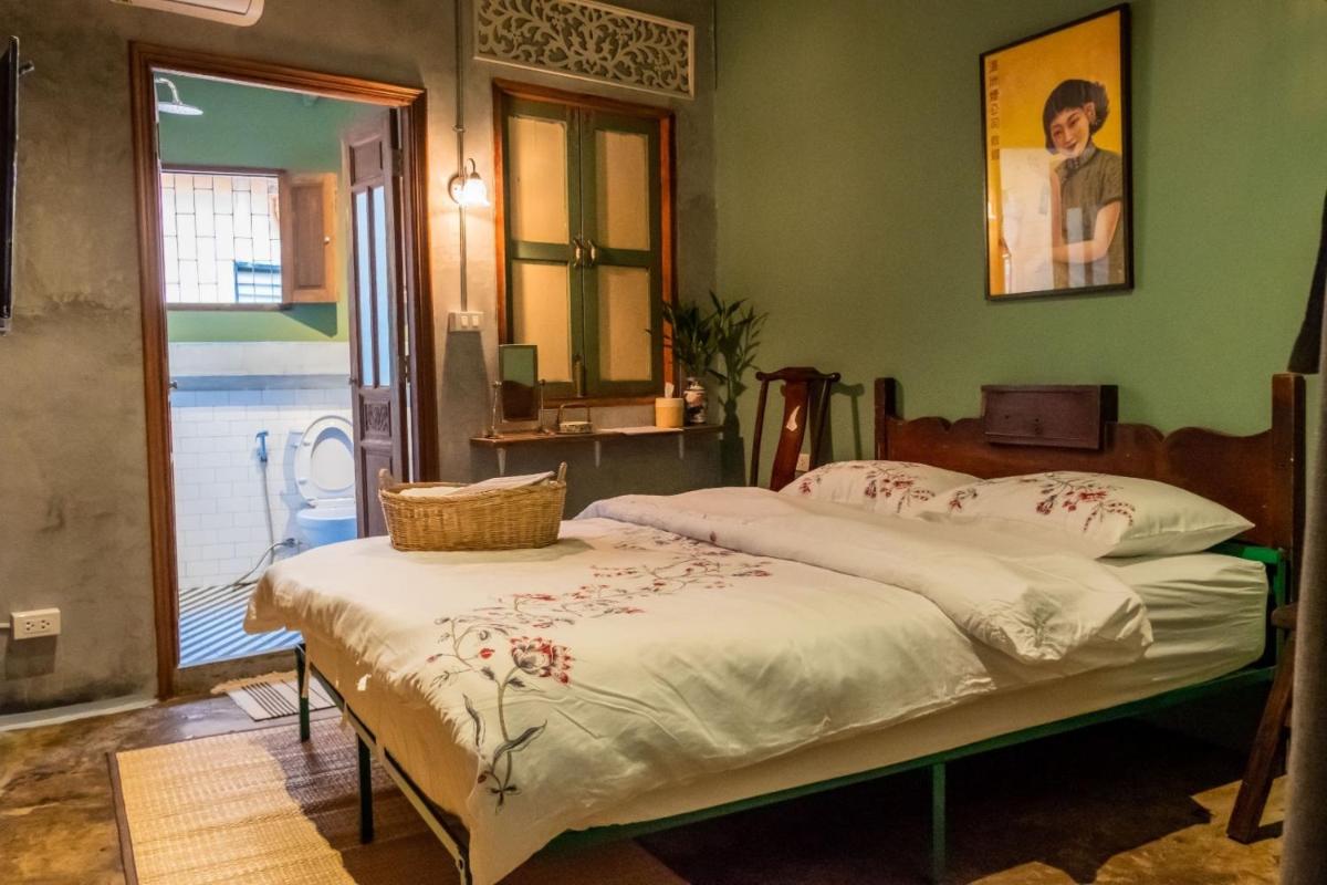 Live Local Cafe & Hotel - 420 Friendly - Housity