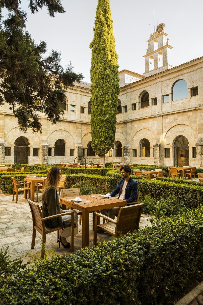 Clientes alojados en Abadia Retuerta LeDomaine