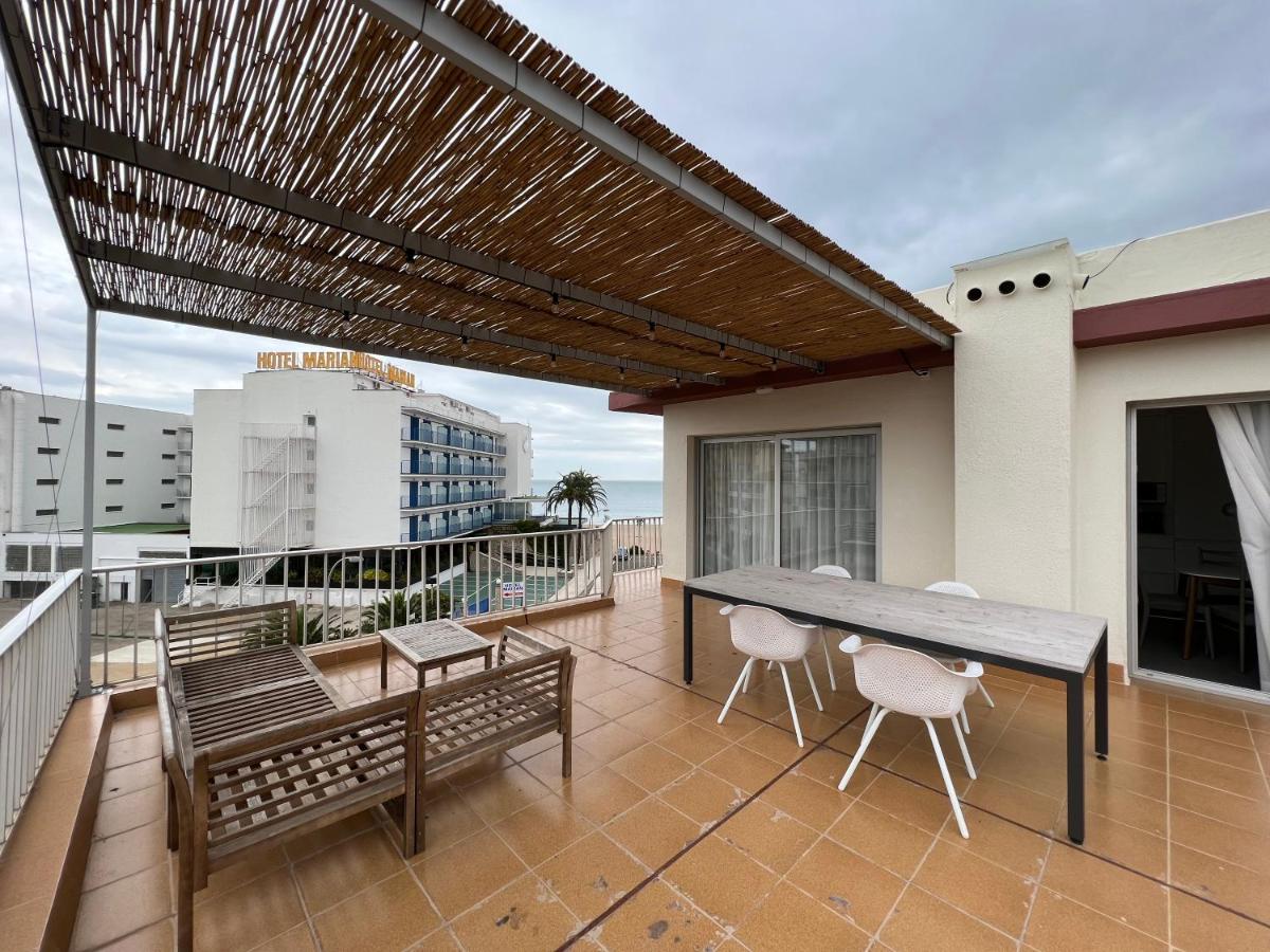 Beautiful loft, huge sunny terrace, view over the beach and sea - Housity