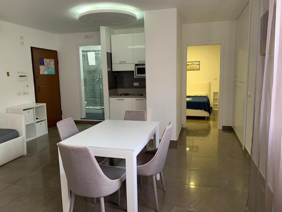 Mondo Suites Apartments - Housity