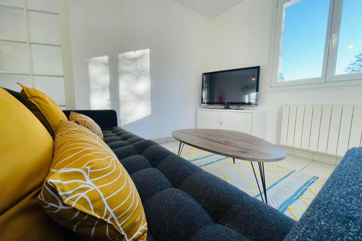 The House of the Green Way a charming pied-à-terre for your walks in Toura - Housity
