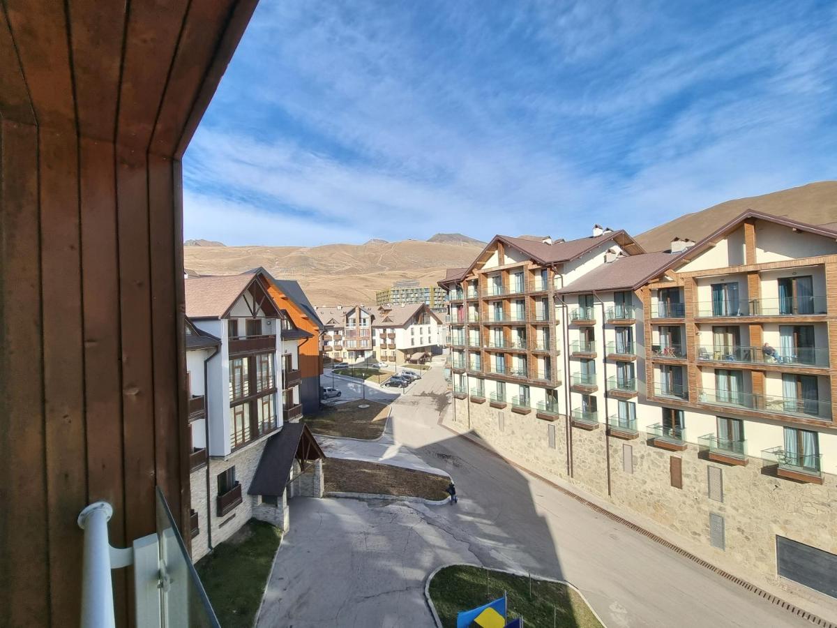 Apartment for 8 in New Gudauri - Hizvo