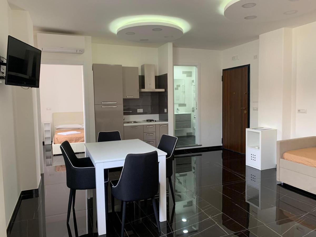 Mondo Suites Apartments - Housity