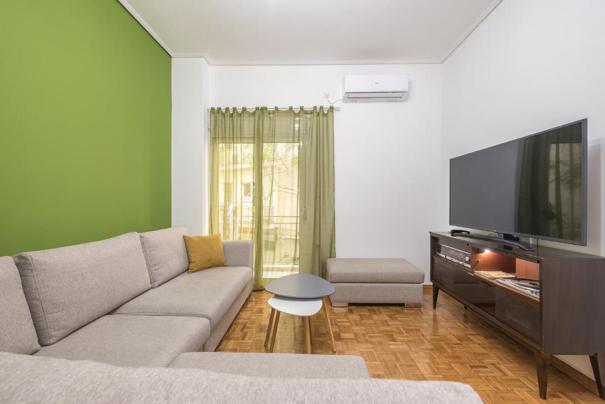 Suitetrails - Stylish Luxury Apartment at Ampelokipi metro station