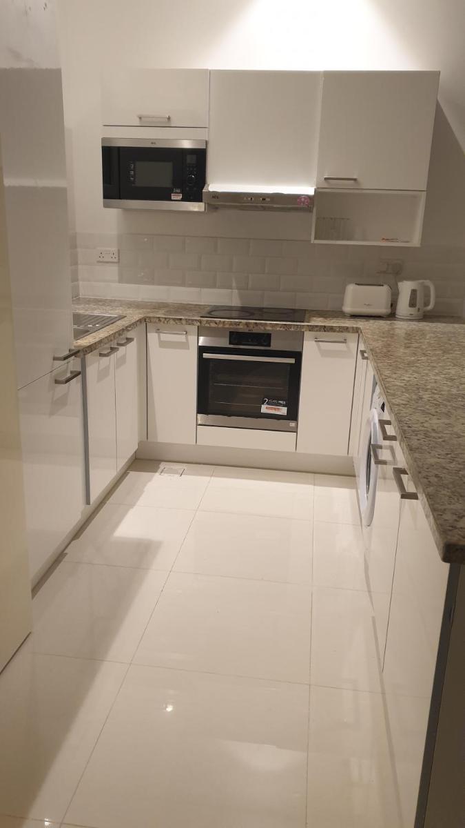 Suitetrails - Paradise Hawana Studio Apartment