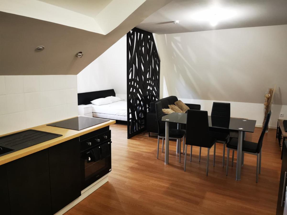 Viry-Châtillon: Superbe appartement en résidence - Housity